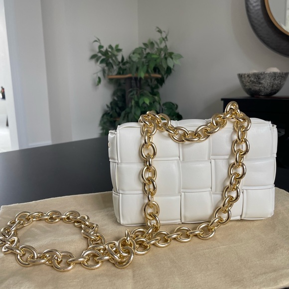 White shoulder bag - Picture 2 of 10